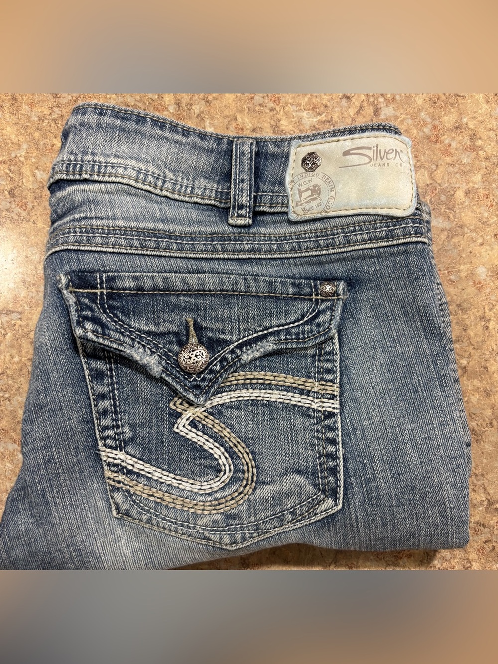 Silver Jean Capris Light Blue Women's with Embroidered Pocket